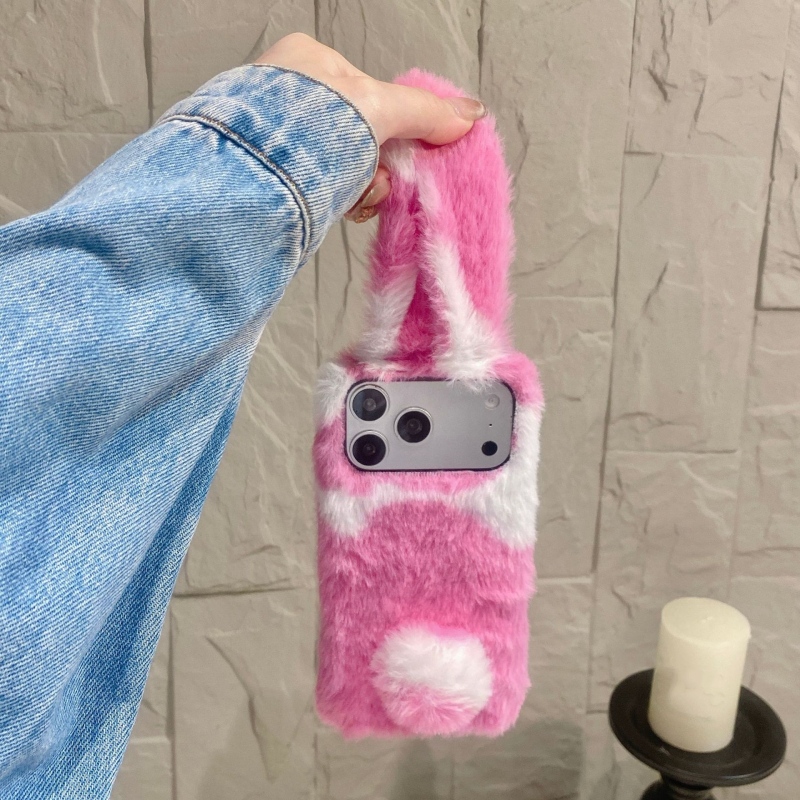 Urocze futrzane etui na telefo – Phone Cases 13 recenzja i cena